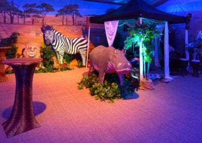 International Theme - Sydney Prop Specialists