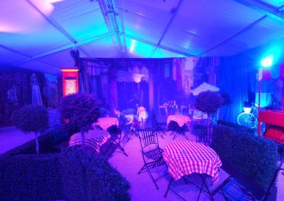 International Theme - Sydney Prop Specialists