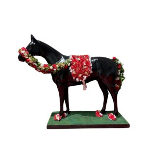 Horse lifelike statue - Spring Racing Red